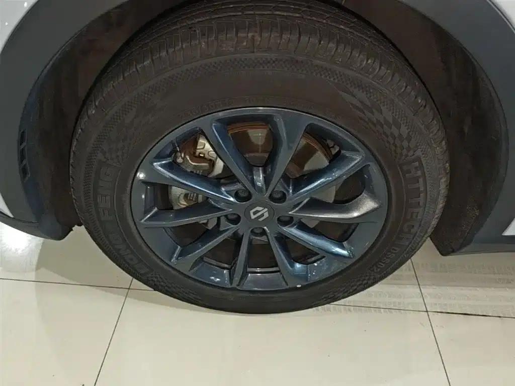 Leapmotor C11 2023 Range Extended 180 Comfort Edition — миниатюра 23
