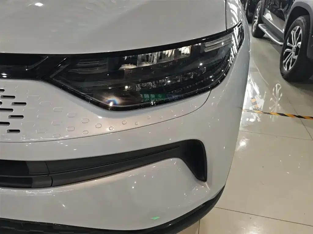 Leapmotor C11 2023 Range Extended 180 Comfort Edition — миниатюра 24