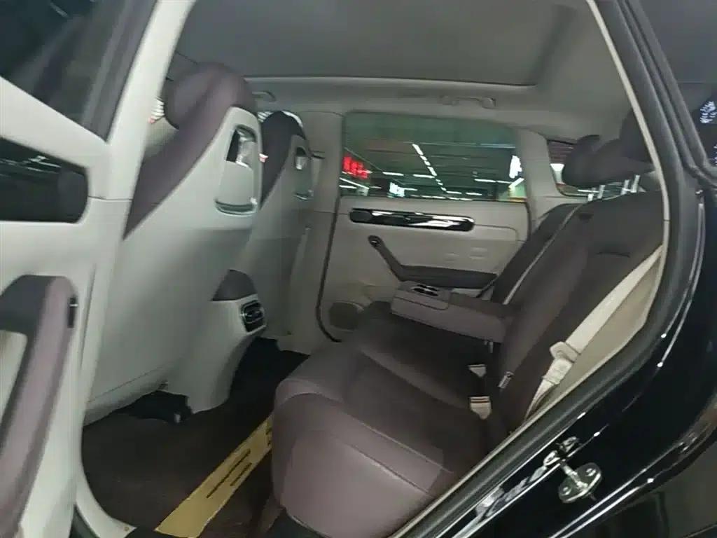 Leapmotor C11 2023 Range Extended 300 Comfort Edition — миниатюра 17