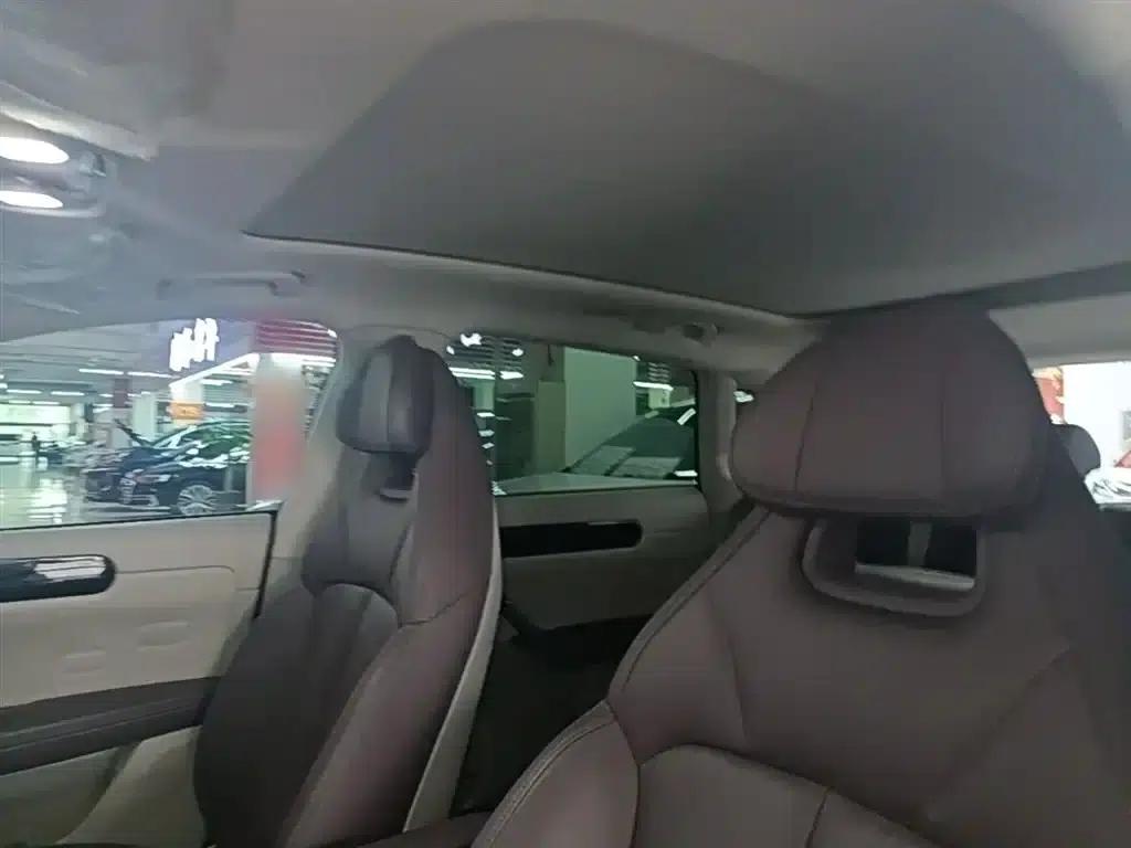 Leapmotor C11 2023 Range Extended 300 Comfort Edition — миниатюра 18