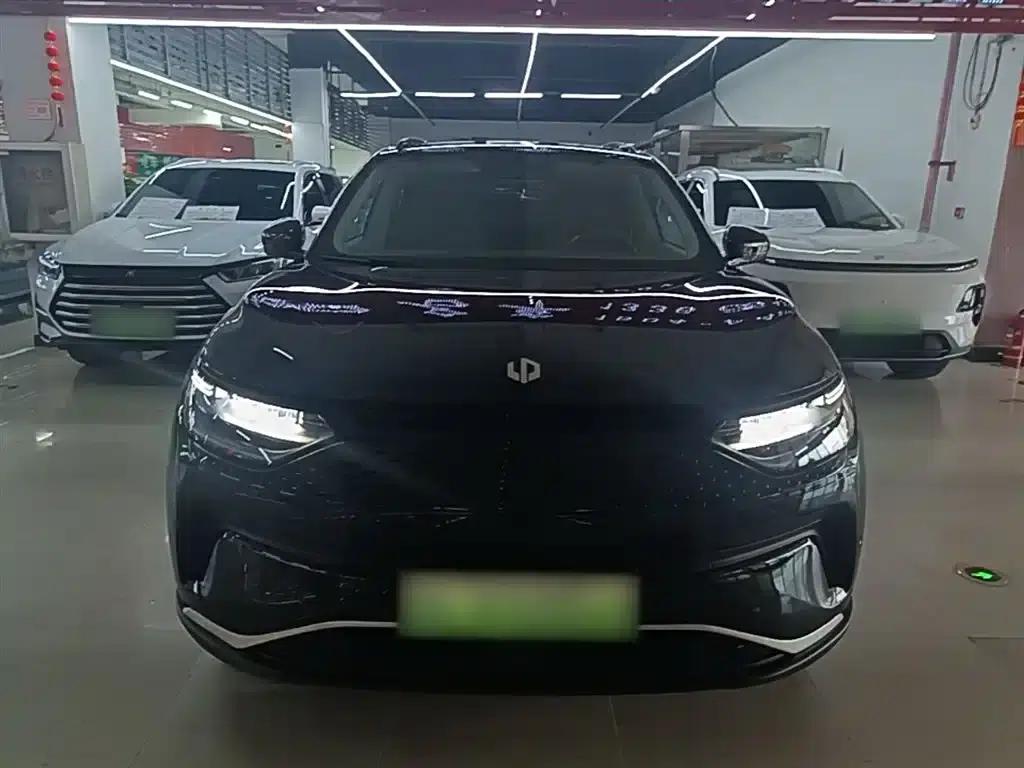 Leapmotor C11 2023 Range Extended 300 Comfort Edition — миниатюра 3