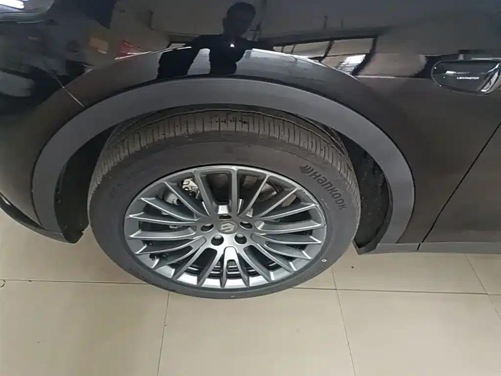 Leapmotor C11 2023 Range Extended 300 Comfort Edition — миниатюра 23