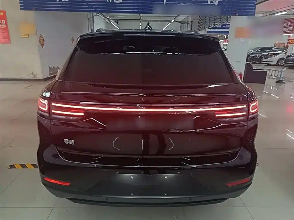 Leapmotor C11 2023 Range Extended 300 Comfort Edition — миниатюра 6