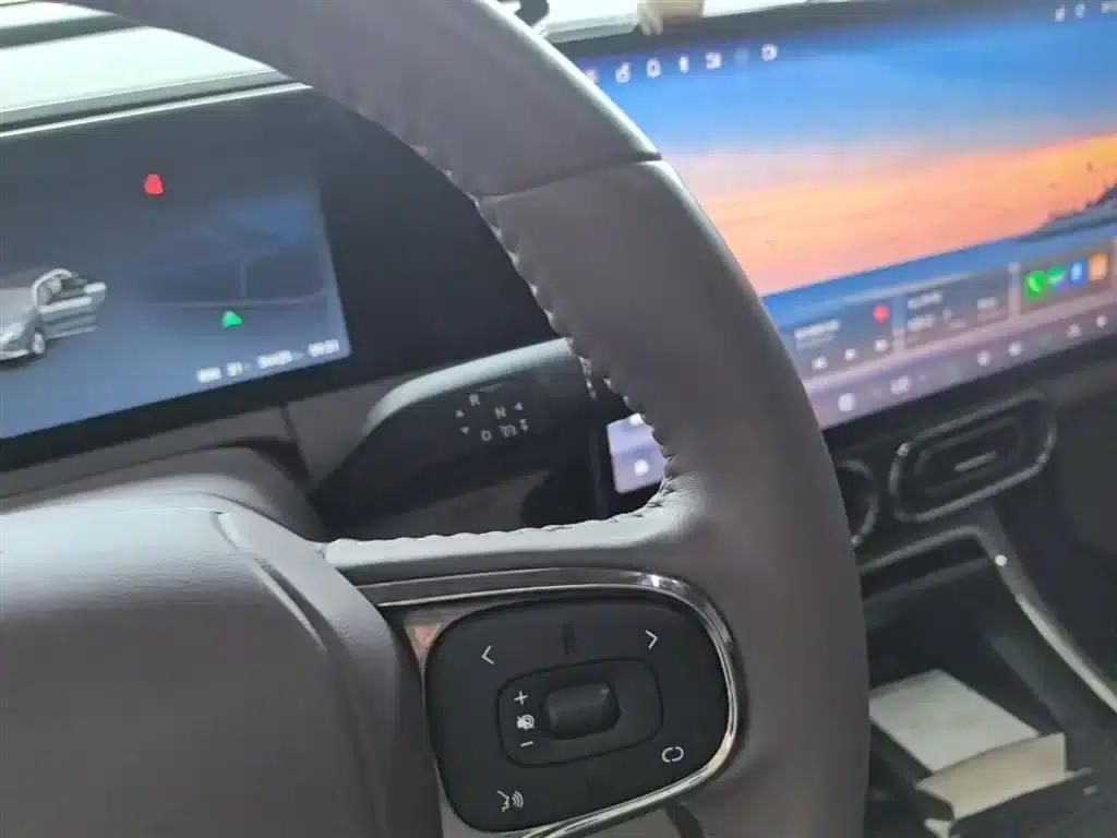 Leapmotor C11 2024 Range Extended 300 Premium Edition — миниатюра 14