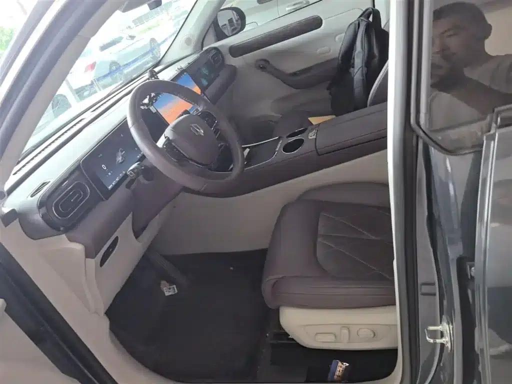 Leapmotor C11 2024 Range Extended 300 Premium Edition — миниатюра 15