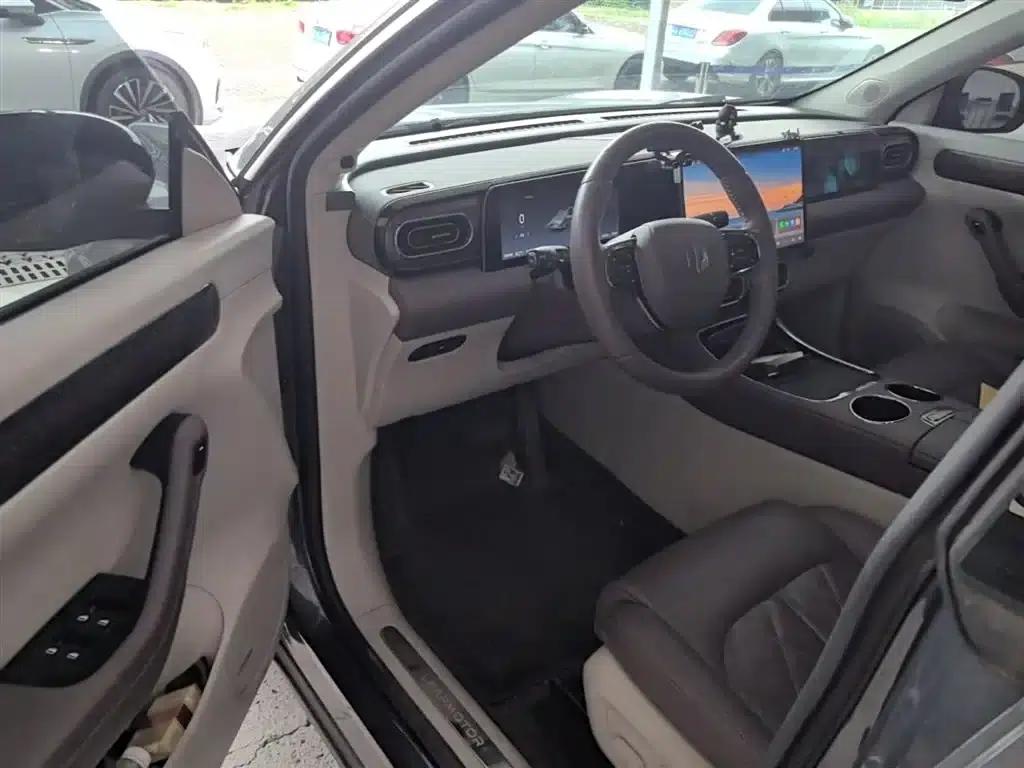 Leapmotor C11 2024 Range Extended 300 Premium Edition — миниатюра 16