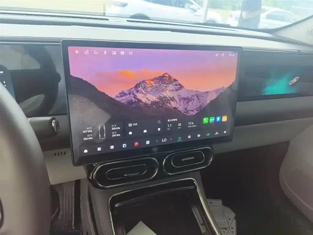 Leapmotor C11 2024 Pure Electric 580 Premium Edition — миниатюра 13
