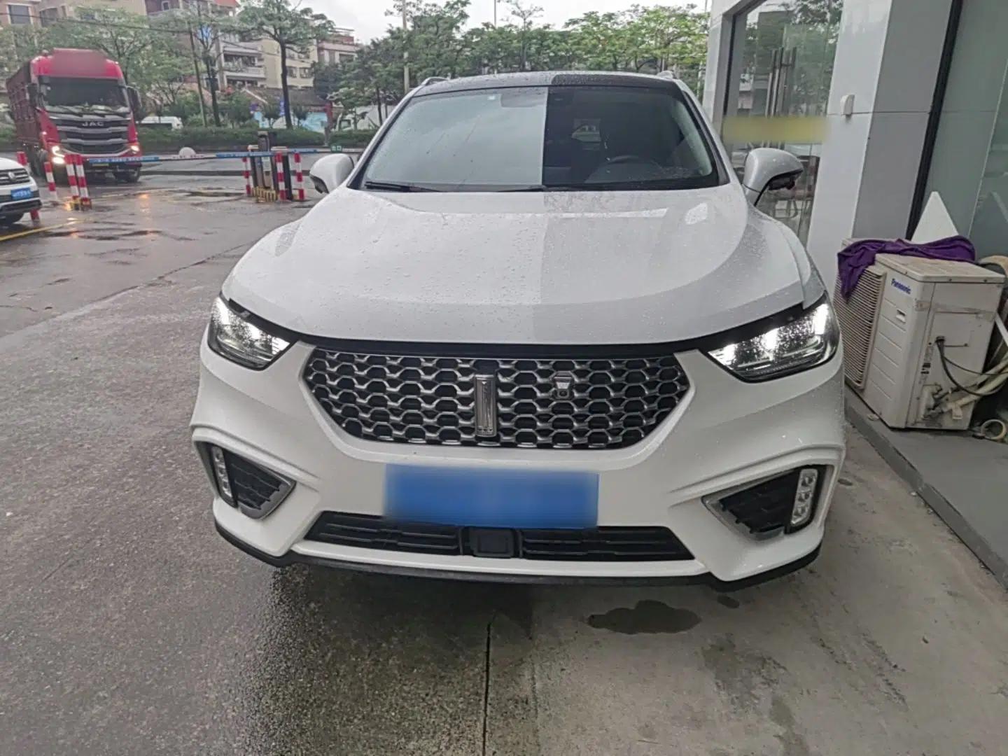 Wey VV5 2021 1.5T Two-Wheel Drive Smart Pioneer — миниатюра 2