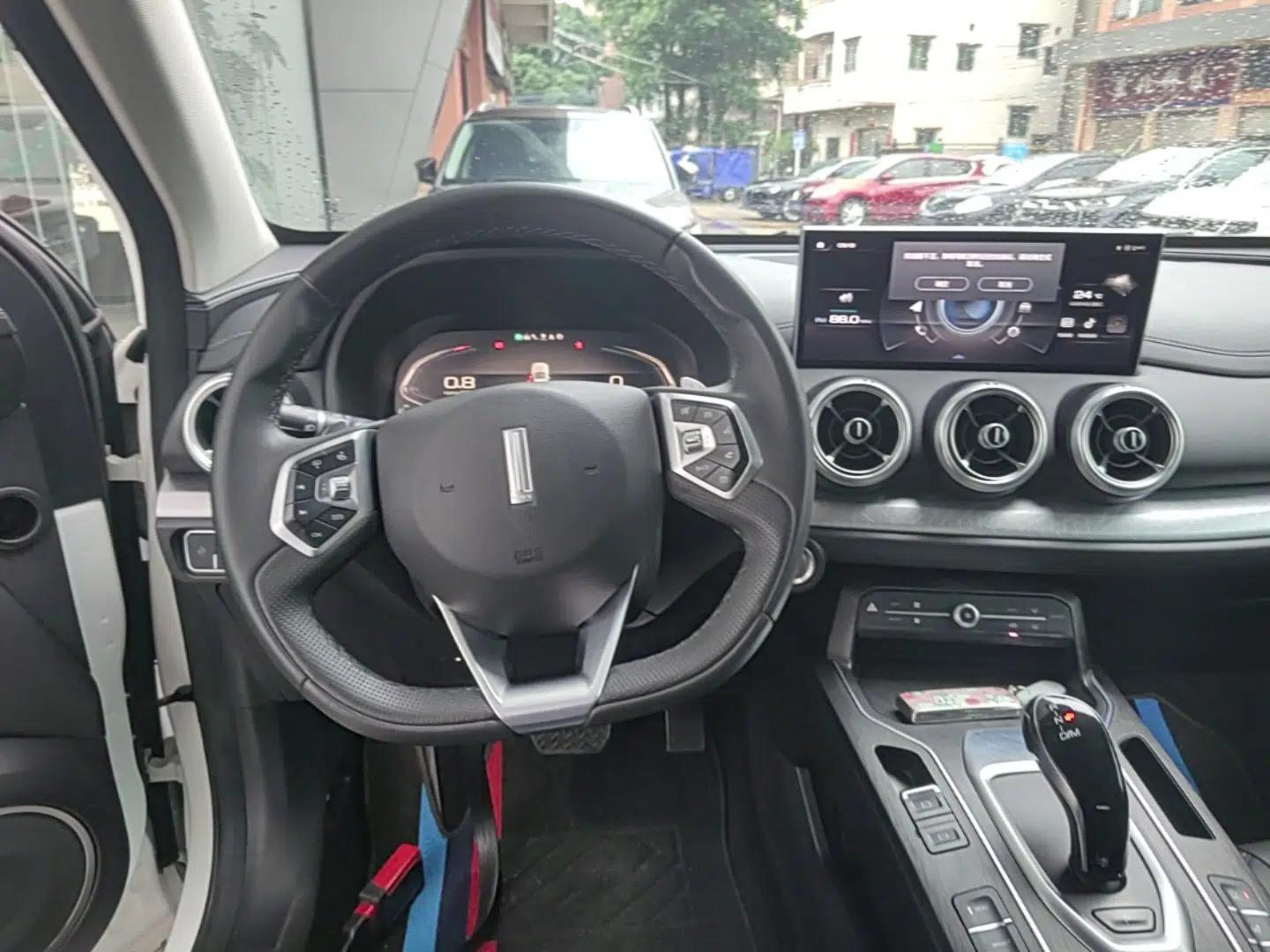 Wey VV5 2021 1.5T Two-Wheel Drive Smart Pioneer — миниатюра 14