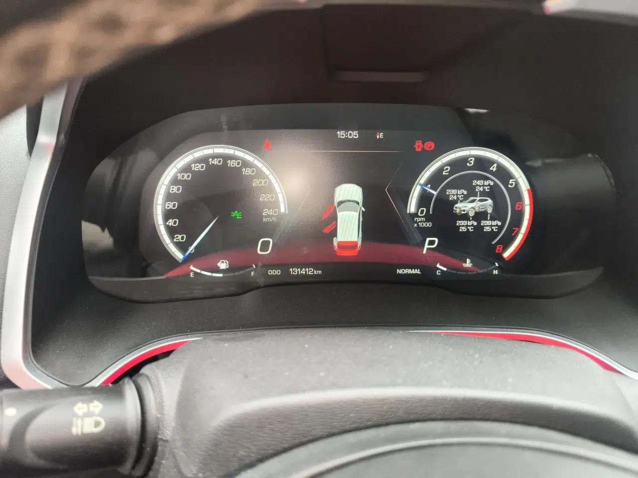 Wey VV5 2019 Upgraded Model 2.0T Two-Wheel Drive Flagship Version China VI Standard — миниатюра 12