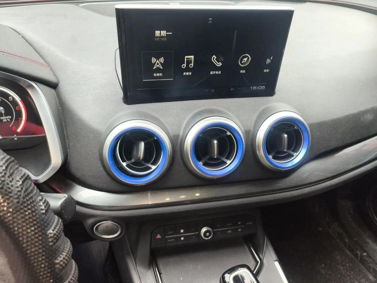 Wey VV5 2019 Upgraded Model 2.0T Two-Wheel Drive Flagship Version China VI Standard — миниатюра 14