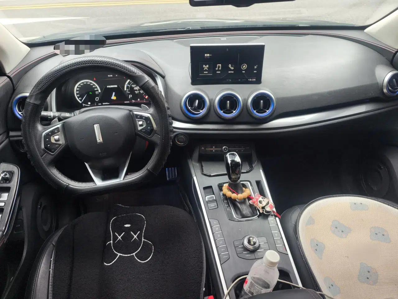 Wey VV5 2019 Upgraded Model 2.0T Two-Wheel Drive Flagship Version China VI Standard — миниатюра 10