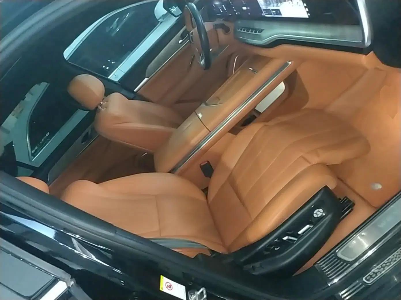 Wey Lanshan 2023 Four-Wheel Drive Ultra-Long Range Version — миниатюра 23