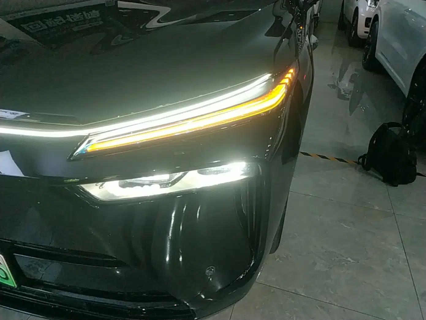 Wey Lanshan 2023 Four-Wheel Drive Ultra-Long Range Version — миниатюра 9