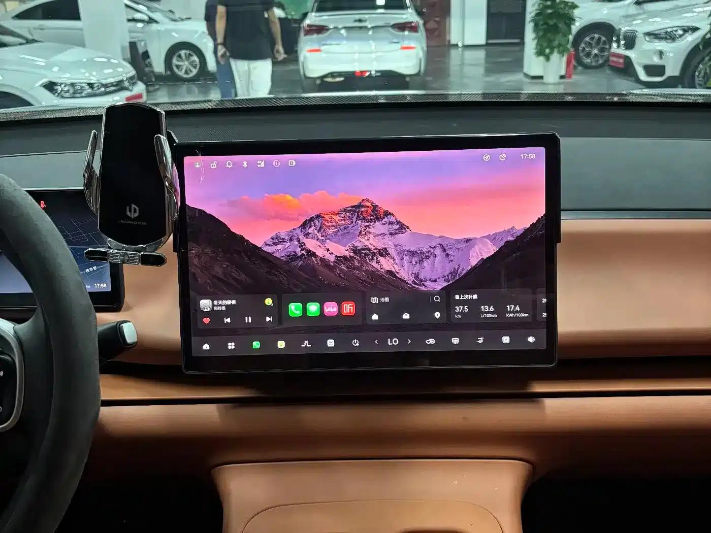 Leapmotor C16 2024 Range Extended 200 Smart Edition — миниатюра 12