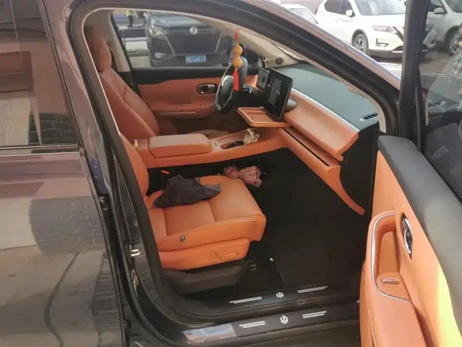 Leapmotor C16 2024 Pure Electric 520 Premium Edition — миниатюра 8