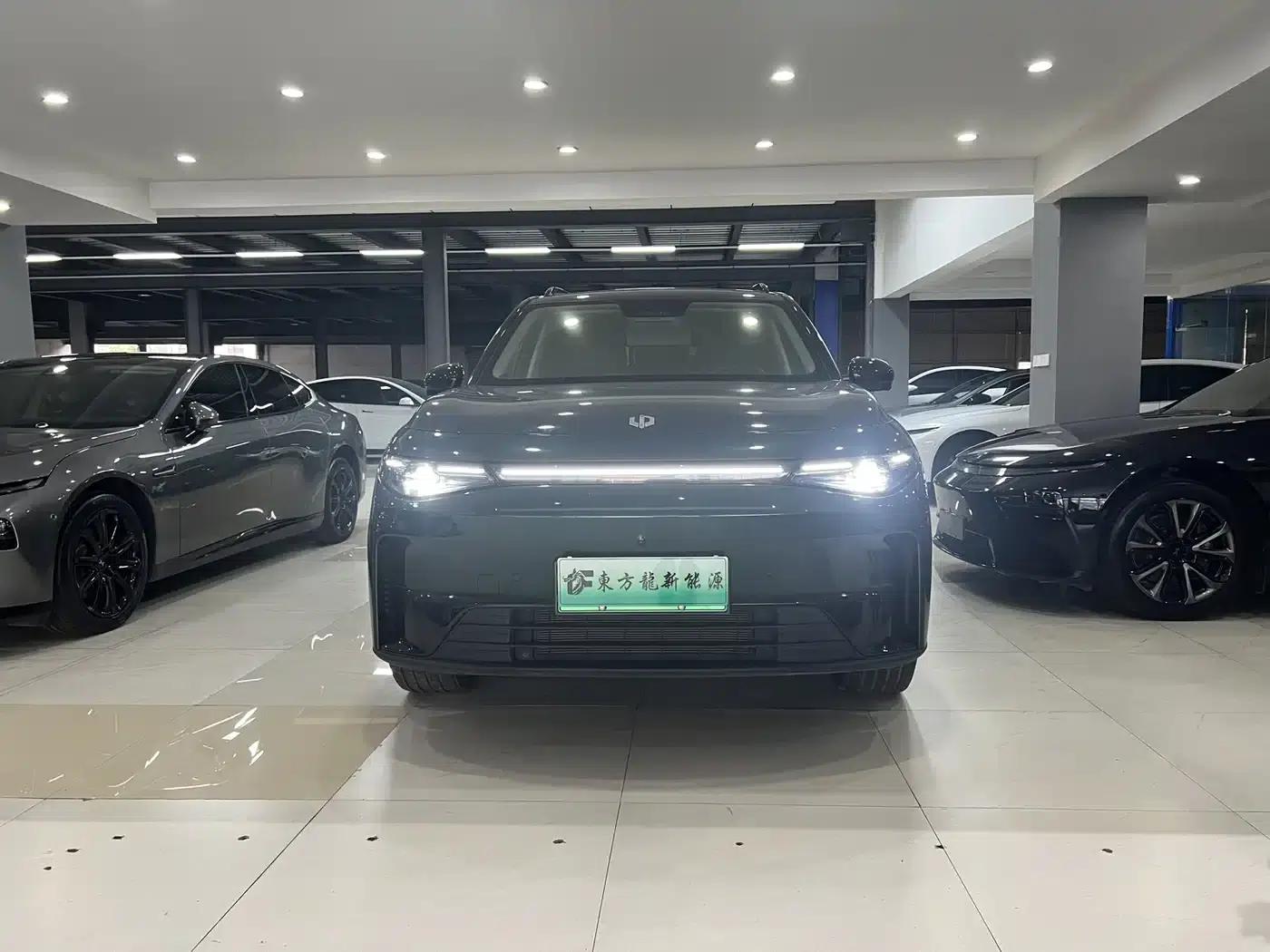 Leapmotor C16 2024 Range Extended 200 Premium Edition — миниатюра 3
