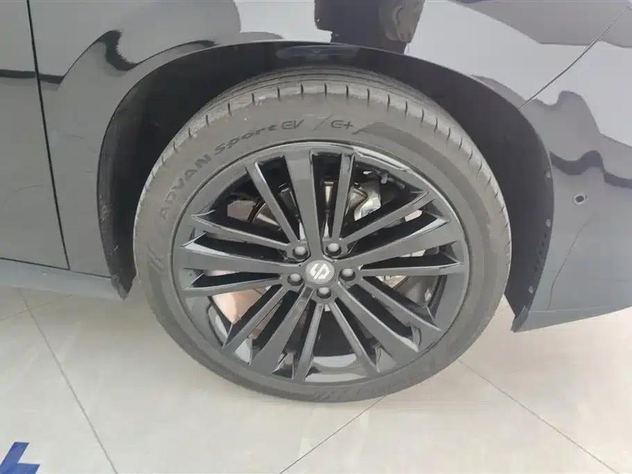 Leapmotor C16 2024 Pure Electric 520 Premium Edition — миниатюра 6