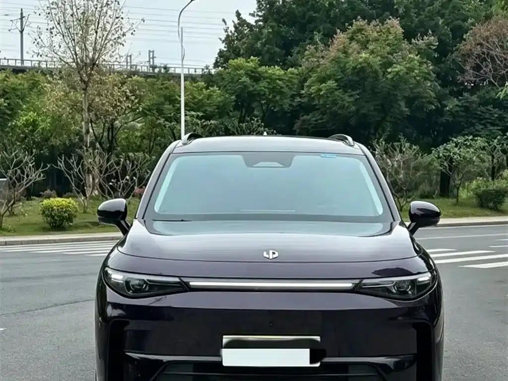 Leapmotor C16 2024 Range Extended 200 Premium Edition — миниатюра 2