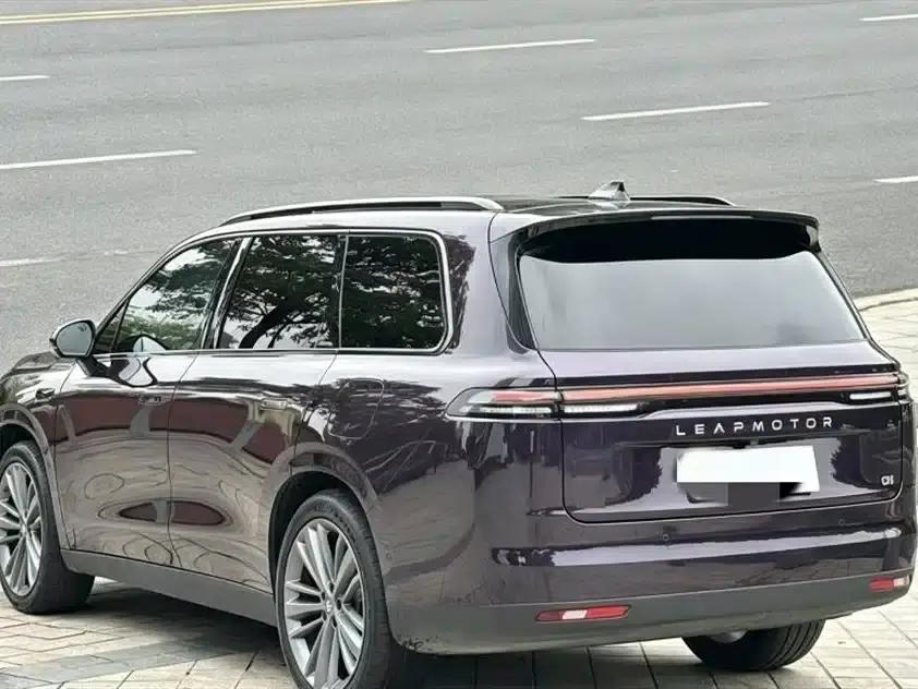Leapmotor C16 2024 Range Extended 200 Premium Edition — миниатюра 5