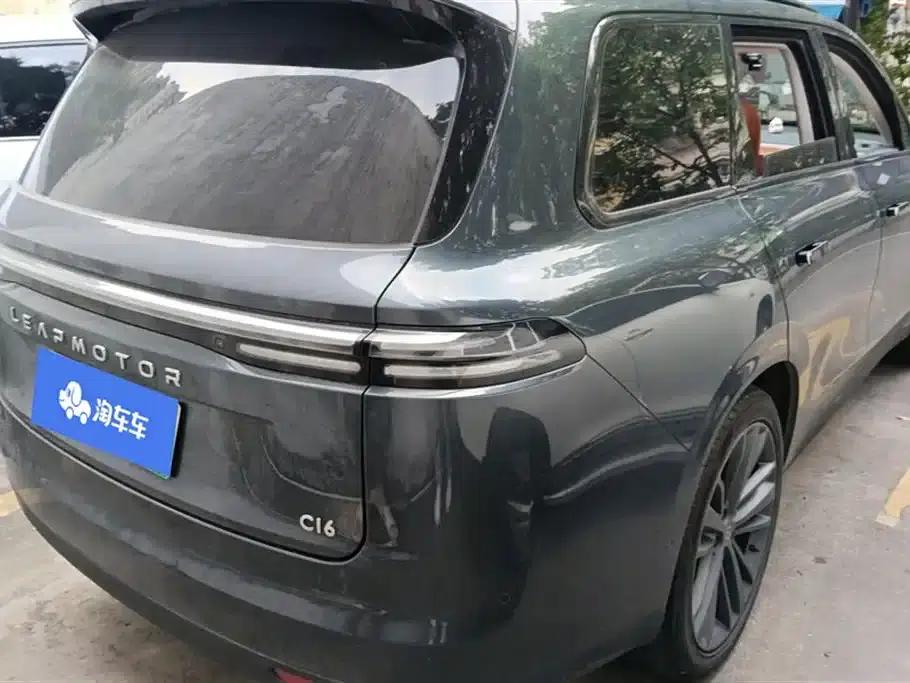 Leapmotor C16 2024 Pure Electric 520 Premium Edition — миниатюра 3