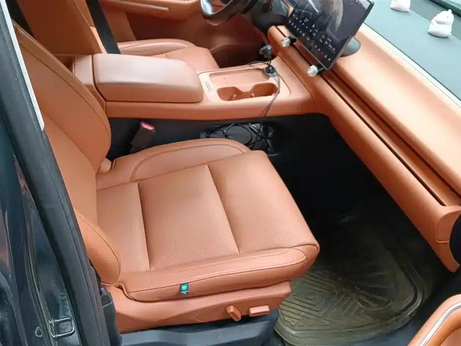 Leapmotor C16 2024 Pure Electric 520 Premium Edition — миниатюра 8