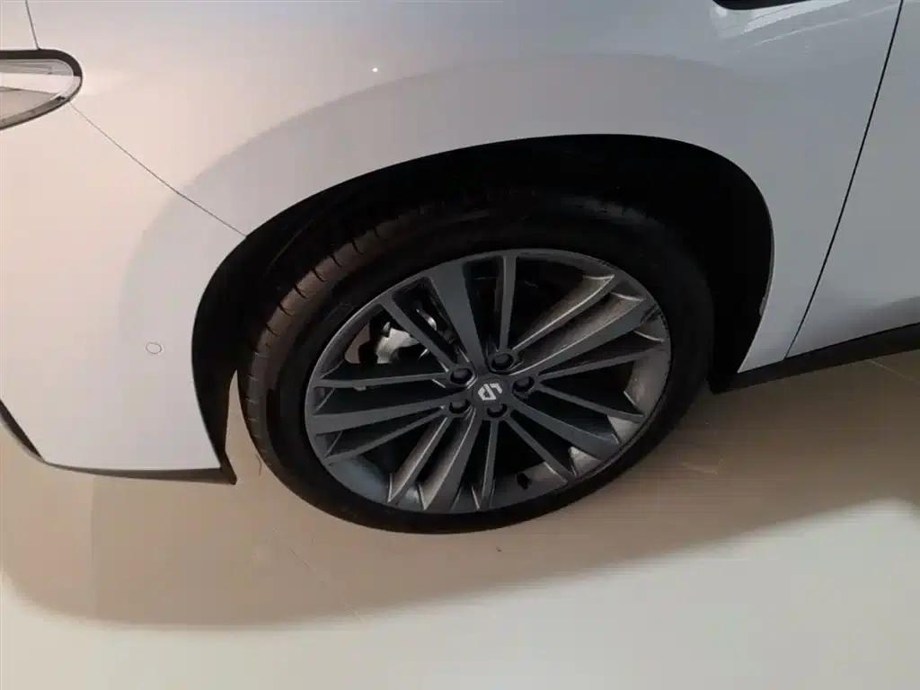 Leapmotor C16 2024 Pure Electric 520 Premium Edition — миниатюра 23