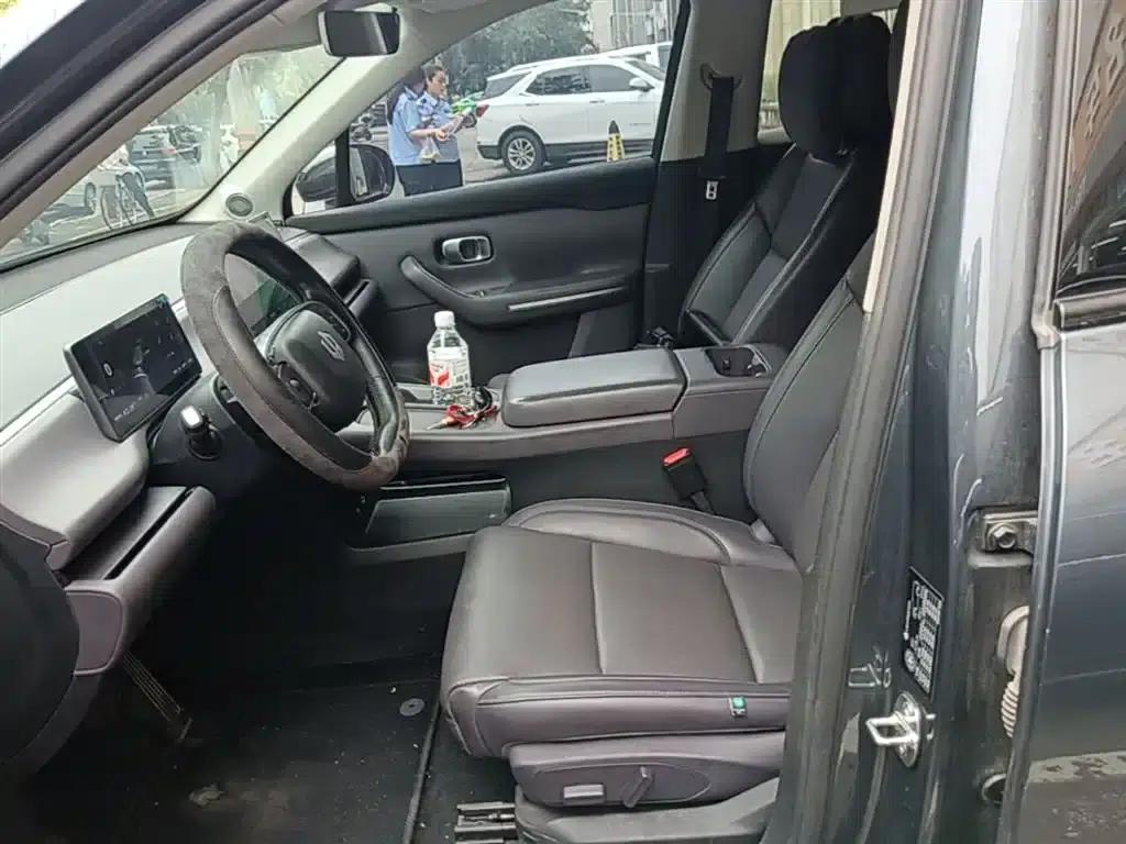 Leapmotor C16 2024 Range Extended 200 Premium Edition — миниатюра 15
