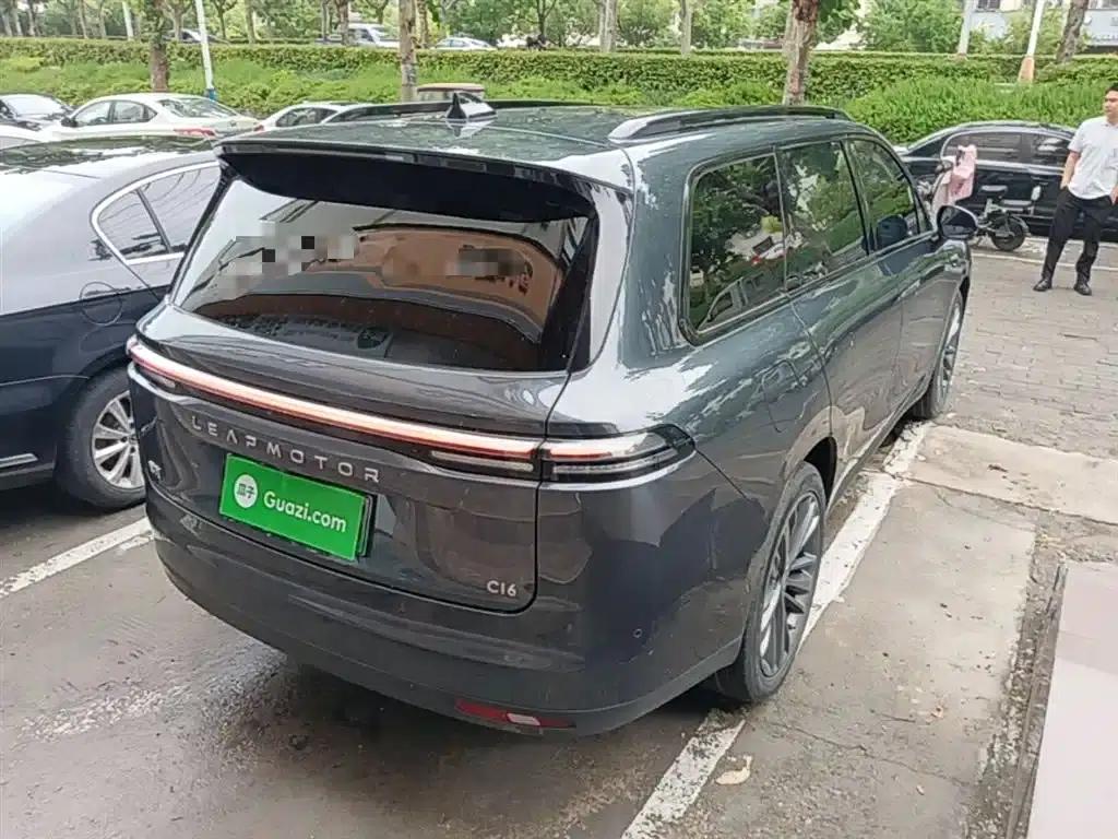 Leapmotor C16 2024 Range Extended 200 Premium Edition — миниатюра 7