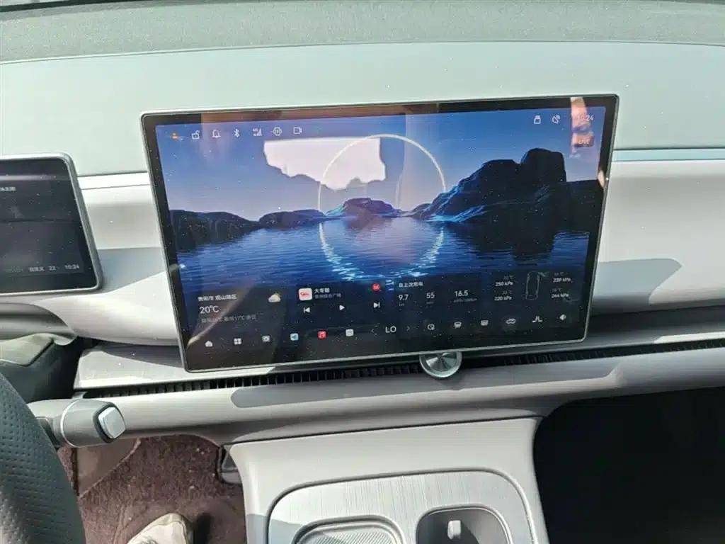 Leapmotor C16 2024 Pure Electric 520 Premium Edition — миниатюра 13