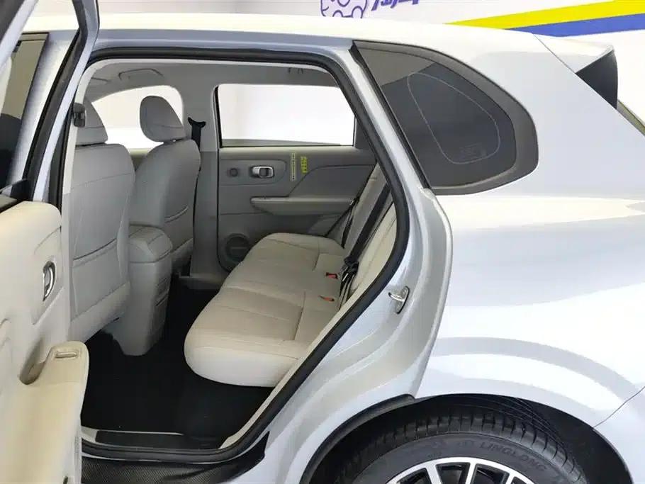 Leapmotor B10 2025 Model 510 Comfort Edition — миниатюра 11