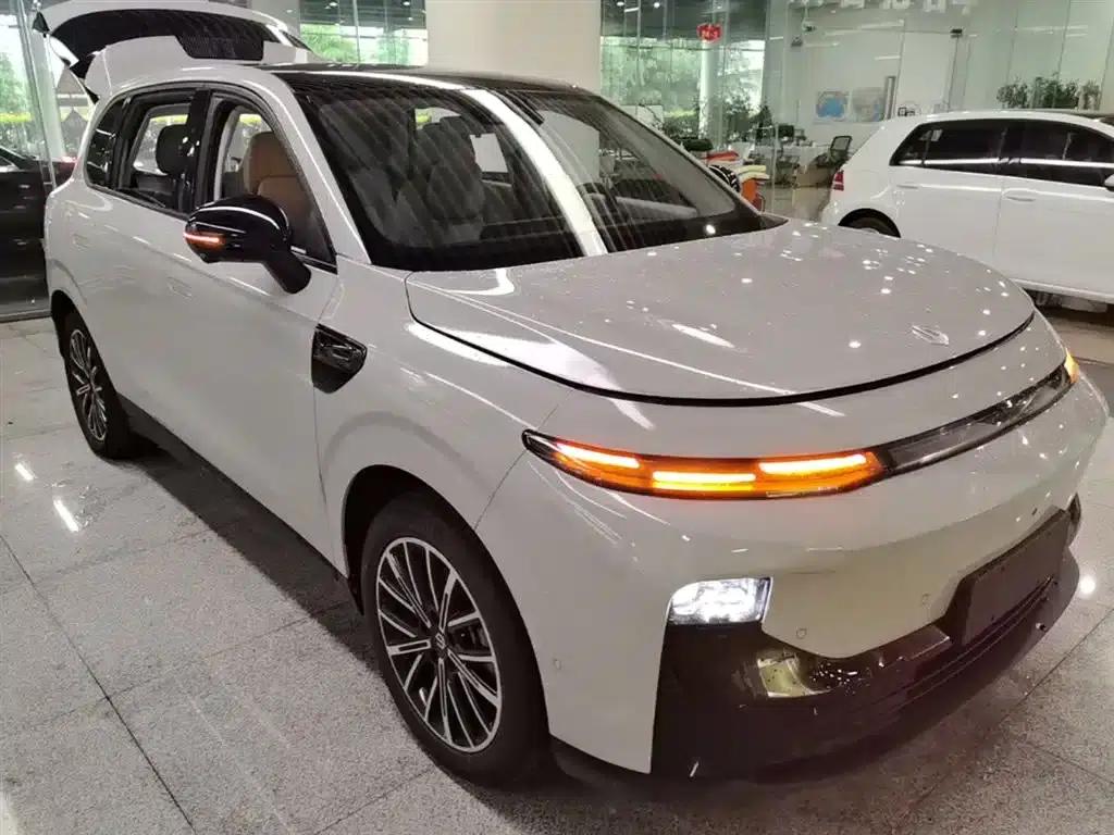 Leapmotor B10 2025 Model 510 Enjoy Edition — миниатюра 4