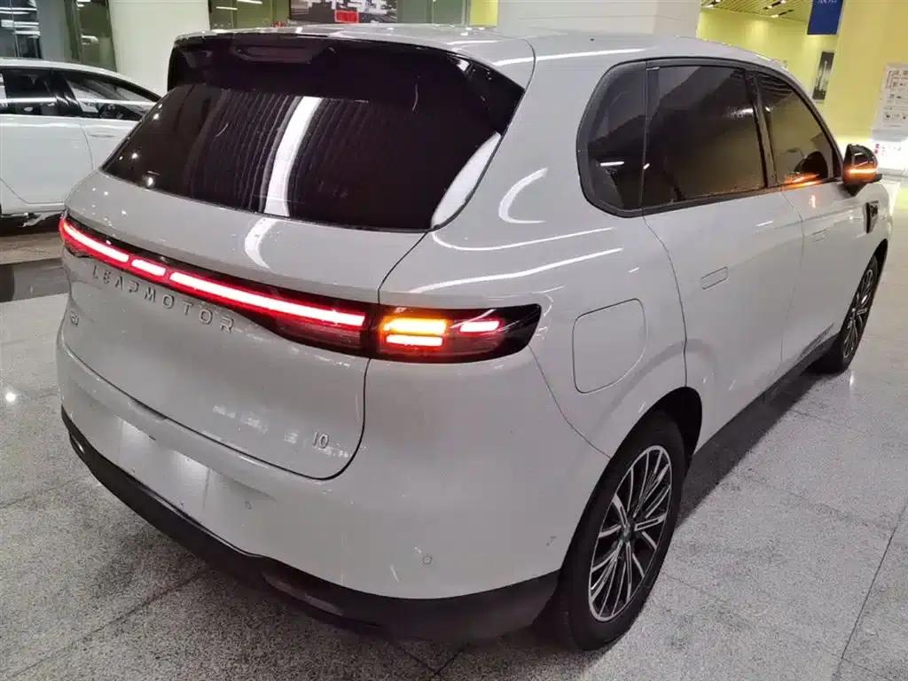 Leapmotor B10 2025 Model 510 Enjoy Edition — миниатюра 7