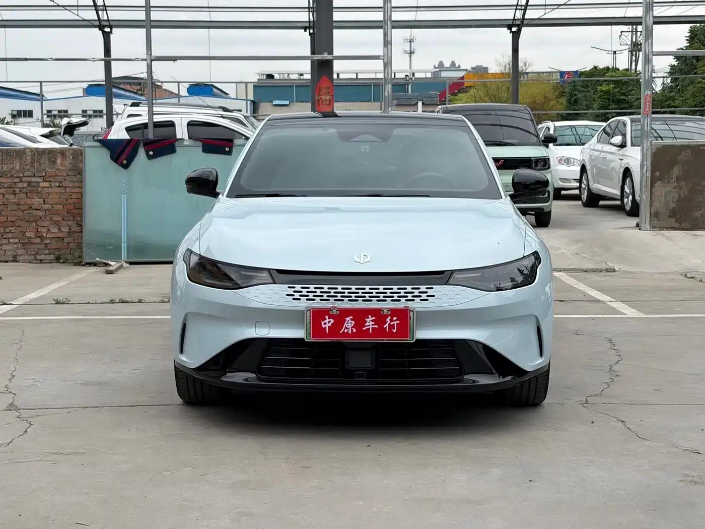 Leapmotor C01 2023 Range Extender 216 Comfort Edition — миниатюра 2