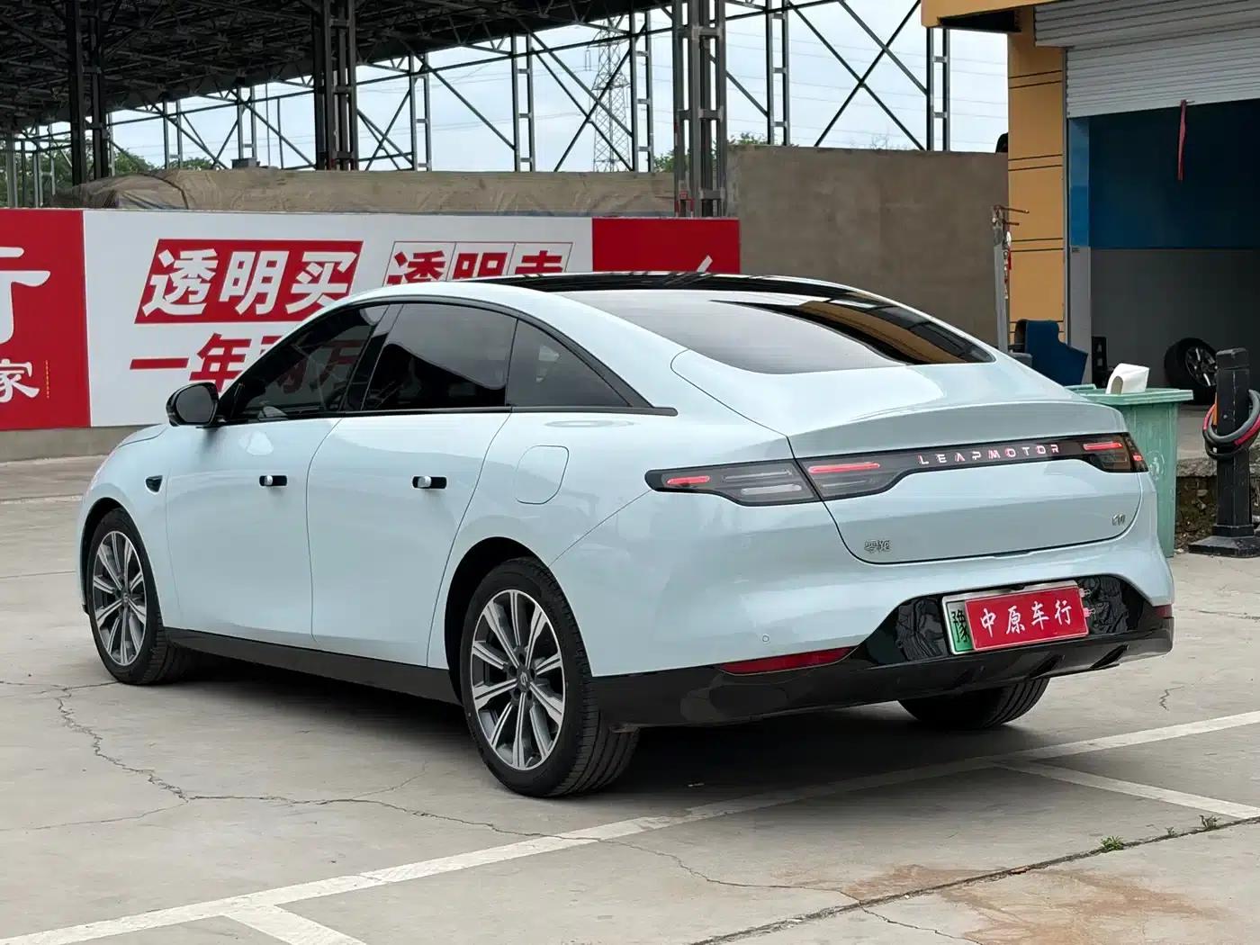 Leapmotor C01 2023 Range Extender 216 Comfort Edition — миниатюра 18