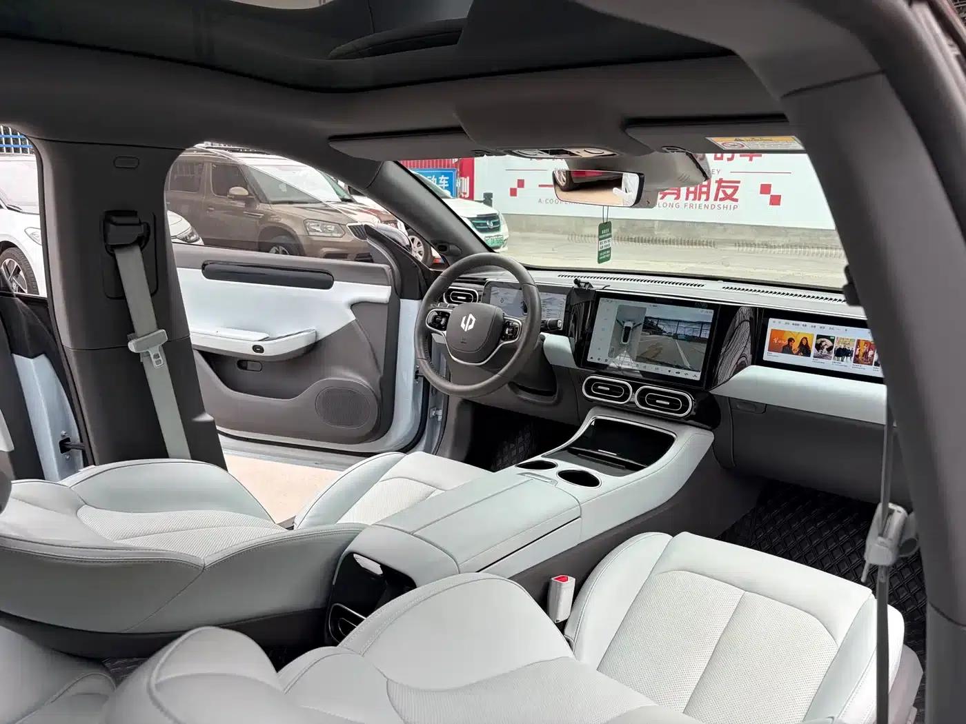 Leapmotor C01 2023 Range Extender 216 Comfort Edition — миниатюра 8
