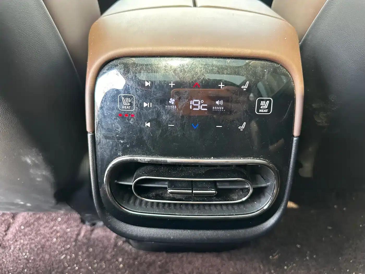 Leapmotor C01 2023 606 Smart Edition — миниатюра 13