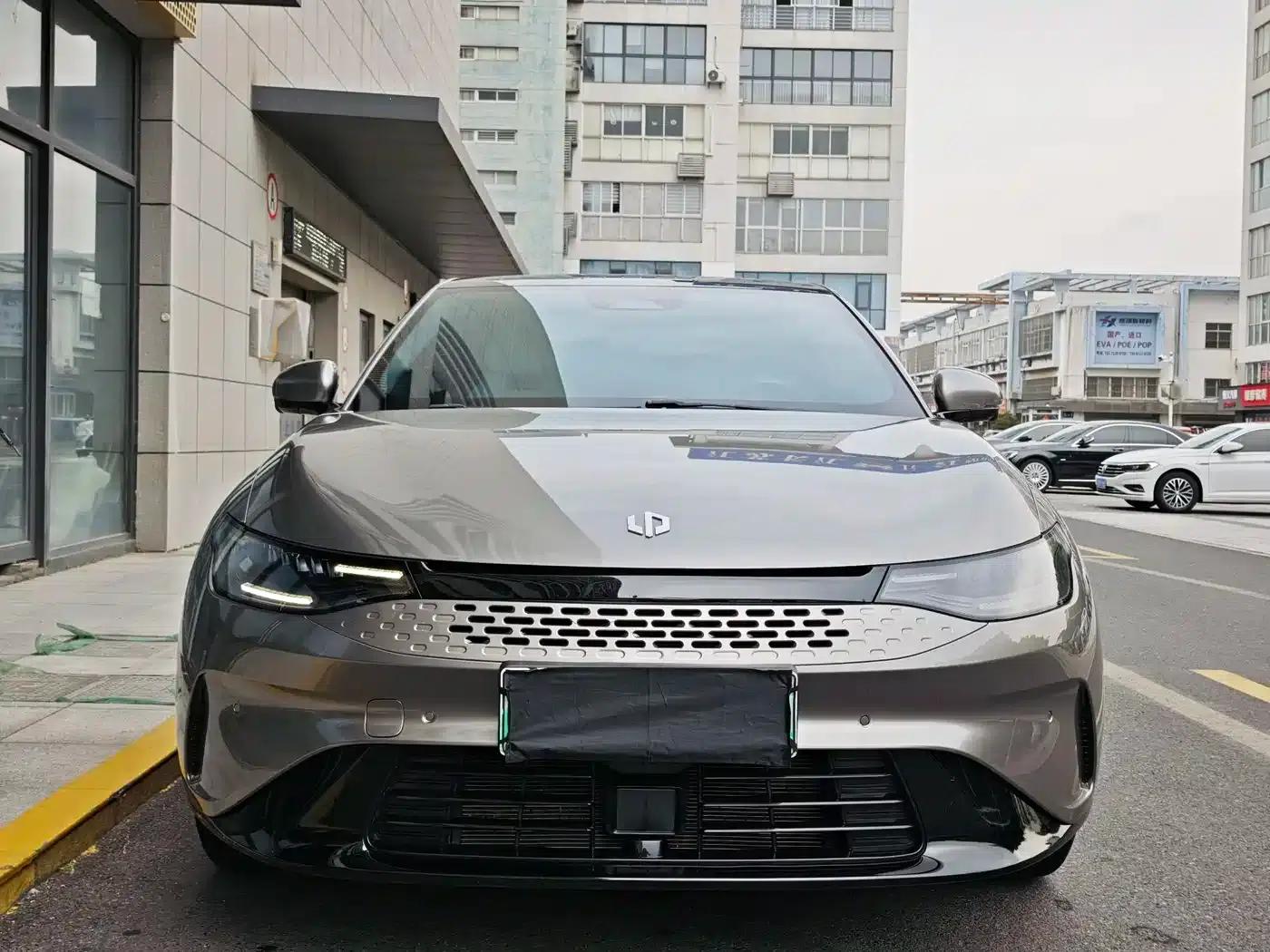 Leapmotor C01 2023 Range Extended 316 Smart Edition — миниатюра 2