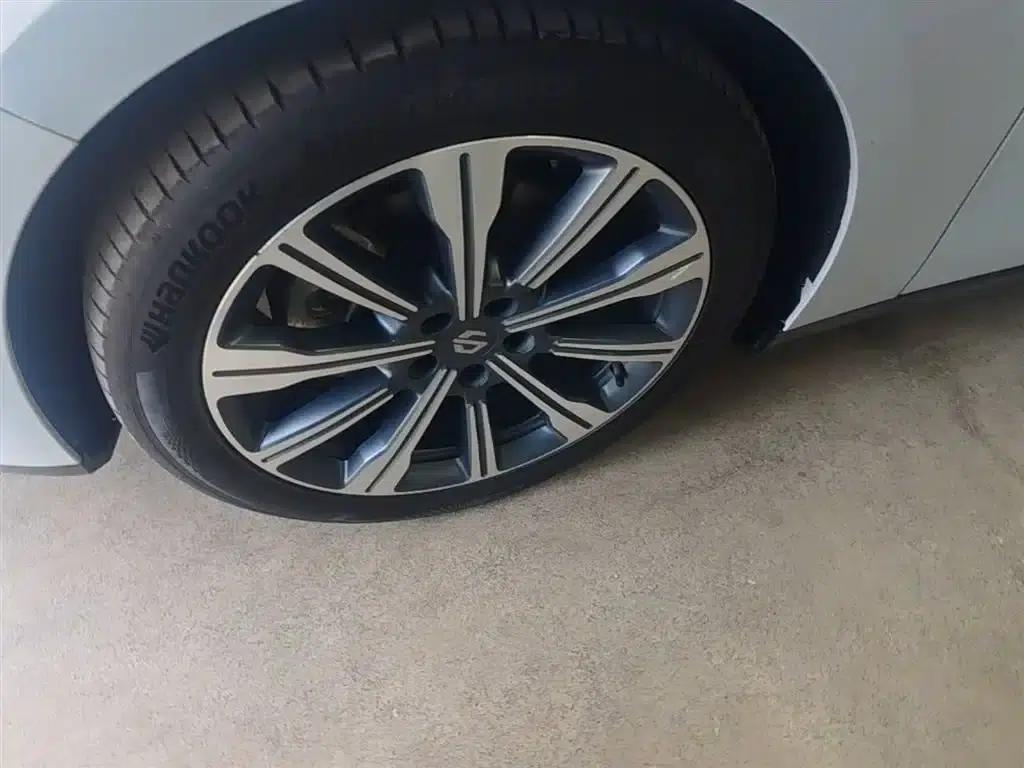 Leapmotor C01 2023 Range Extended 316 Smart Edition — миниатюра 23
