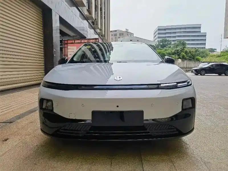 Leapmotor B01 2025 650 Enjoy Edition — миниатюра 2