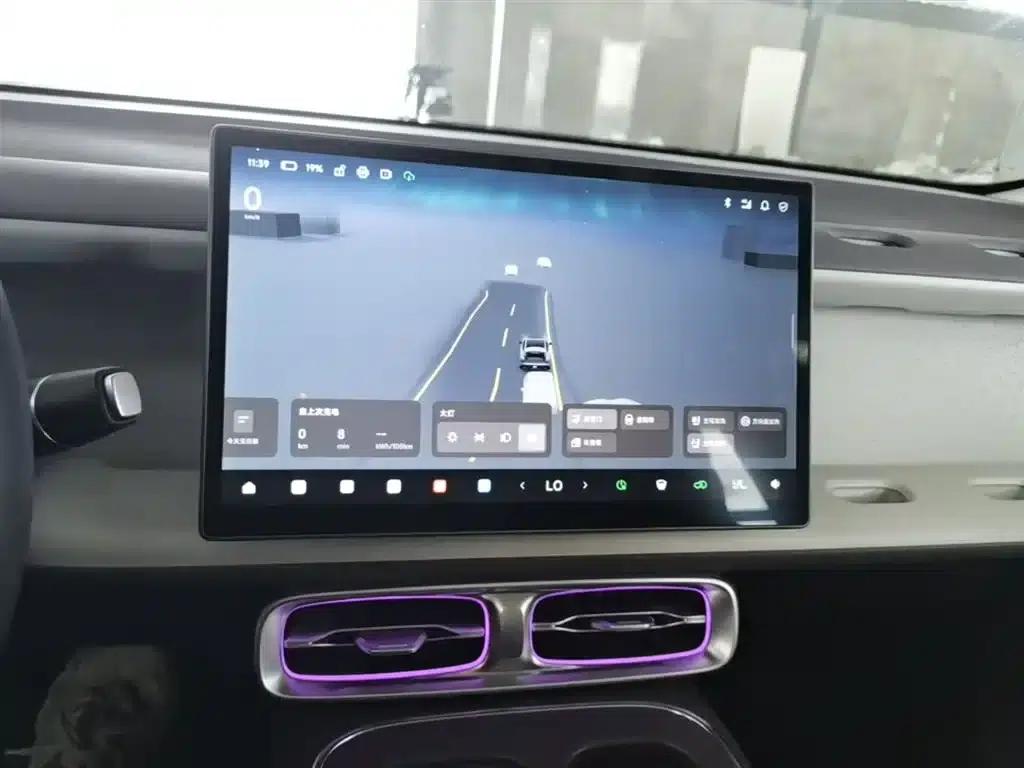 Leapmotor B01 2025 Model 550 LiDAR Edition — миниатюра 20