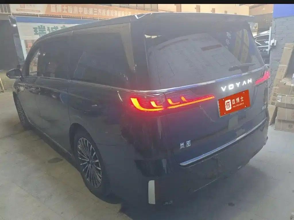 Voyah Dreamer 2026 PHEV Qiankun Ultra — миниатюра 2