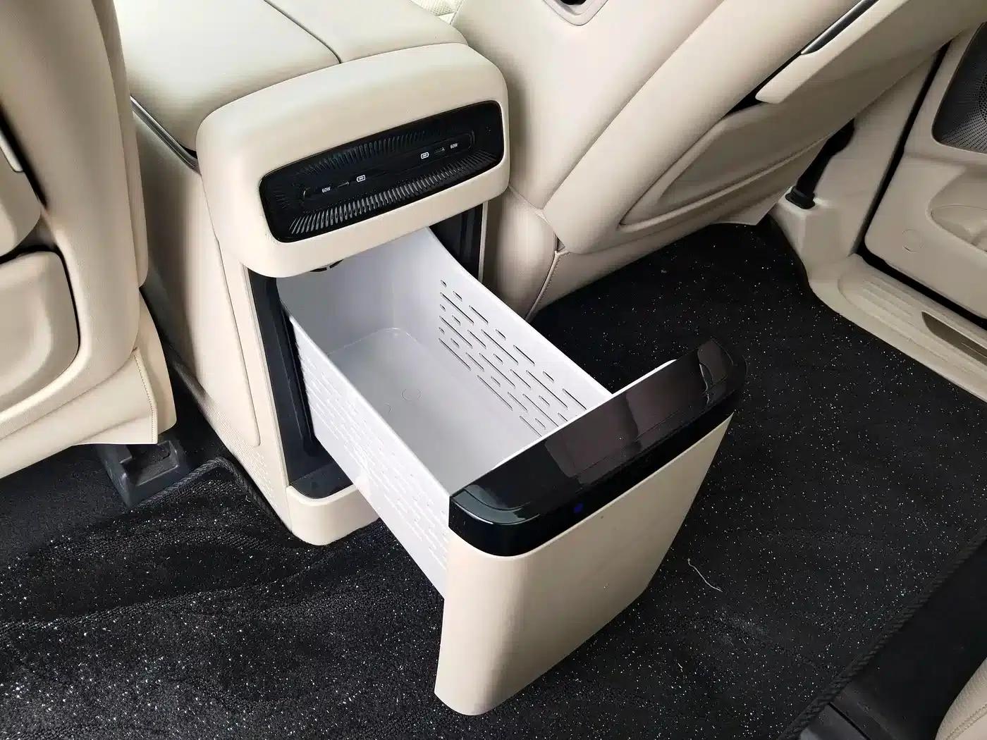 Voyah Dreamer 2025 PHEV AWD Flagship Qiankun Edition — миниатюра 5