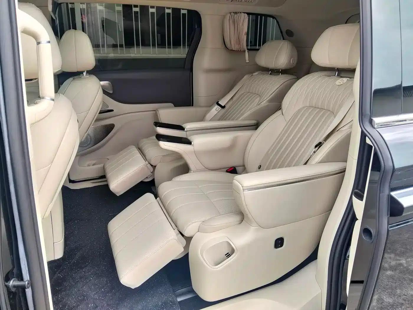 Voyah Dreamer 2025 PHEV AWD Flagship Qiankun Edition — миниатюра 7