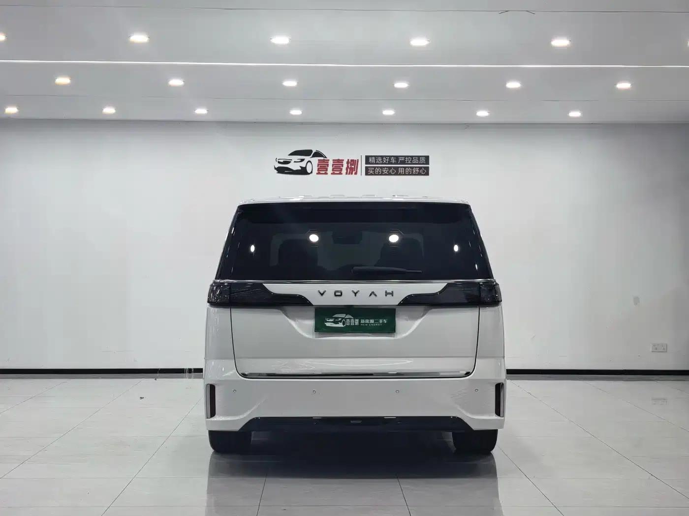 Voyah Dreamer 2022 Low-Carbon Edition Dream+ Smart Package — миниатюра 9