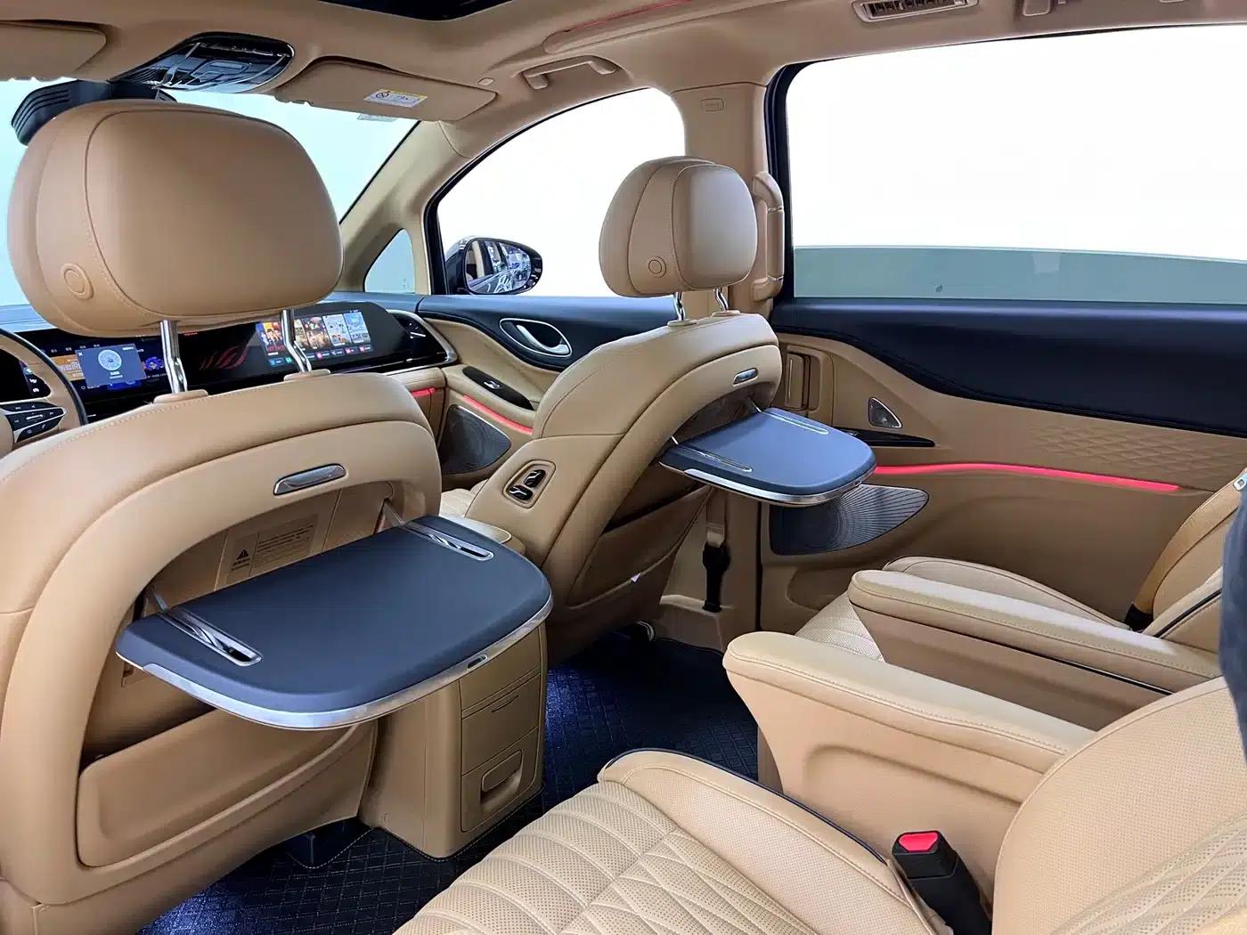 Voyah Dreamer 2022 Zero Carbon Edition with Dream+ Smart Enjoyment Range Package: 605km — миниатюра 18
