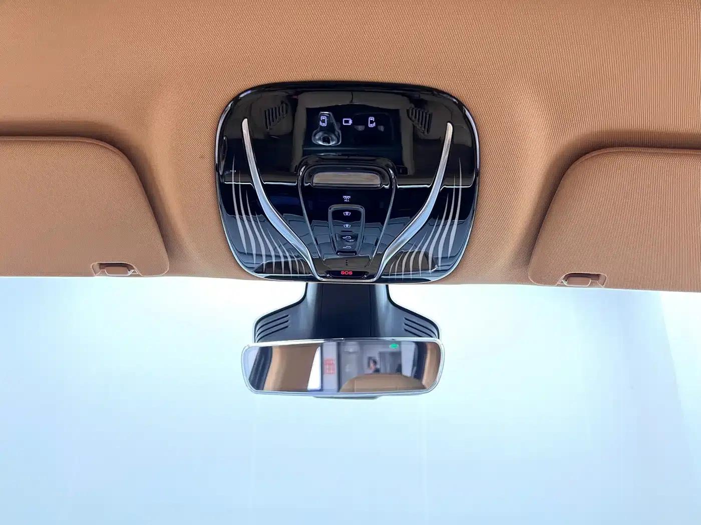 Voyah Dreamer 2022 Zero Carbon Edition with Dream+ Smart Enjoyment Range Package: 605km — миниатюра 26