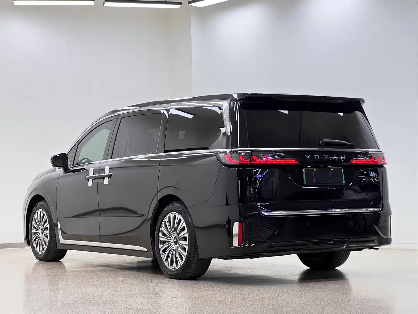 Voyah Dreamer 2022 Zero Carbon Edition with Dream+ Smart Enjoyment Range Package: 605km — миниатюра 5