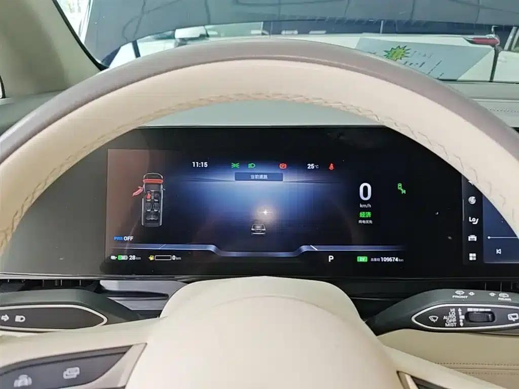 Voyah Dreamer 2022 Low-Carbon Edition Dream+ Smart Package — миниатюра 12