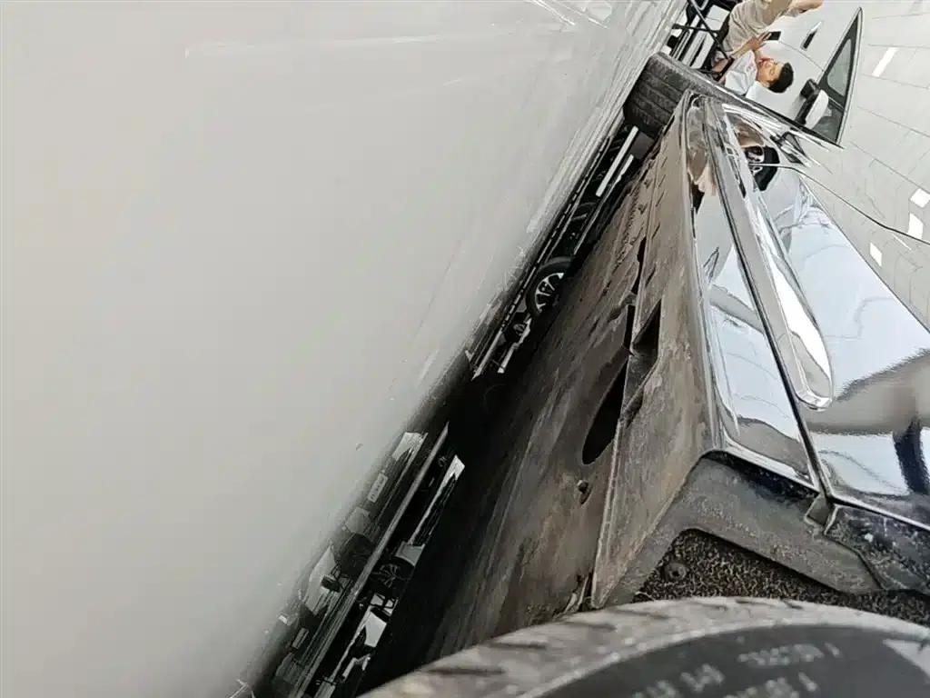 Voyah Dreamer 2022 Low-Carbon Edition Dream+ Smart Package — миниатюра 22